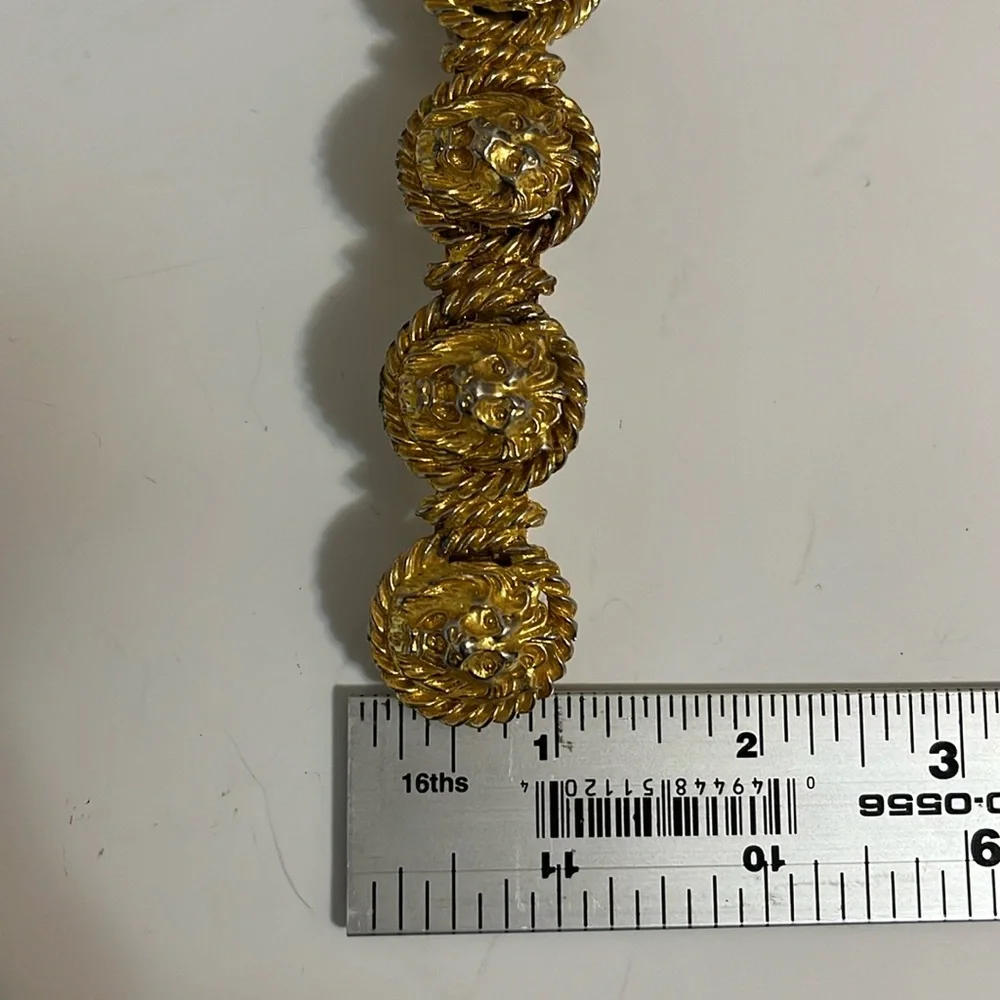 Vintage hair clip gold tone lion face design made in France use for thick hair